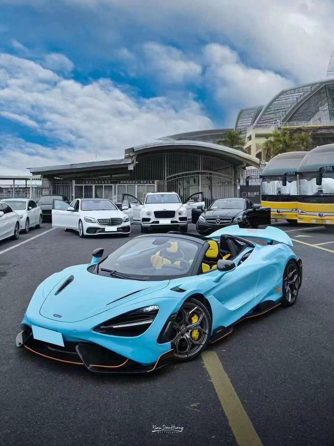 迈凯伦横扫法拉利,佩雷兹统治全场 迈凯伦横扫法拉利,佩雷兹统治全场