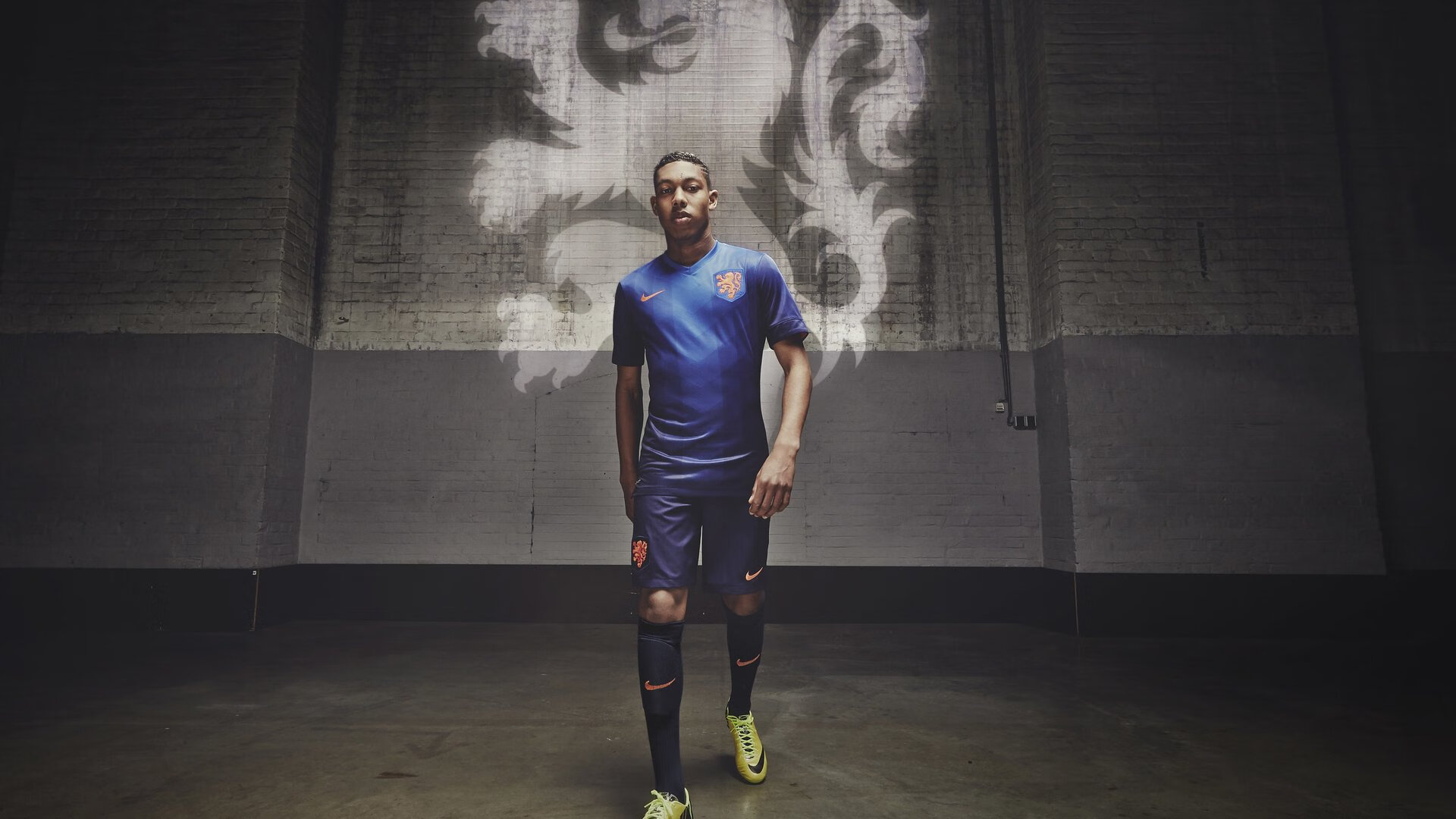 逆转双城记，红牛惊心翻盘与勒克莱尔的悲怆独舞