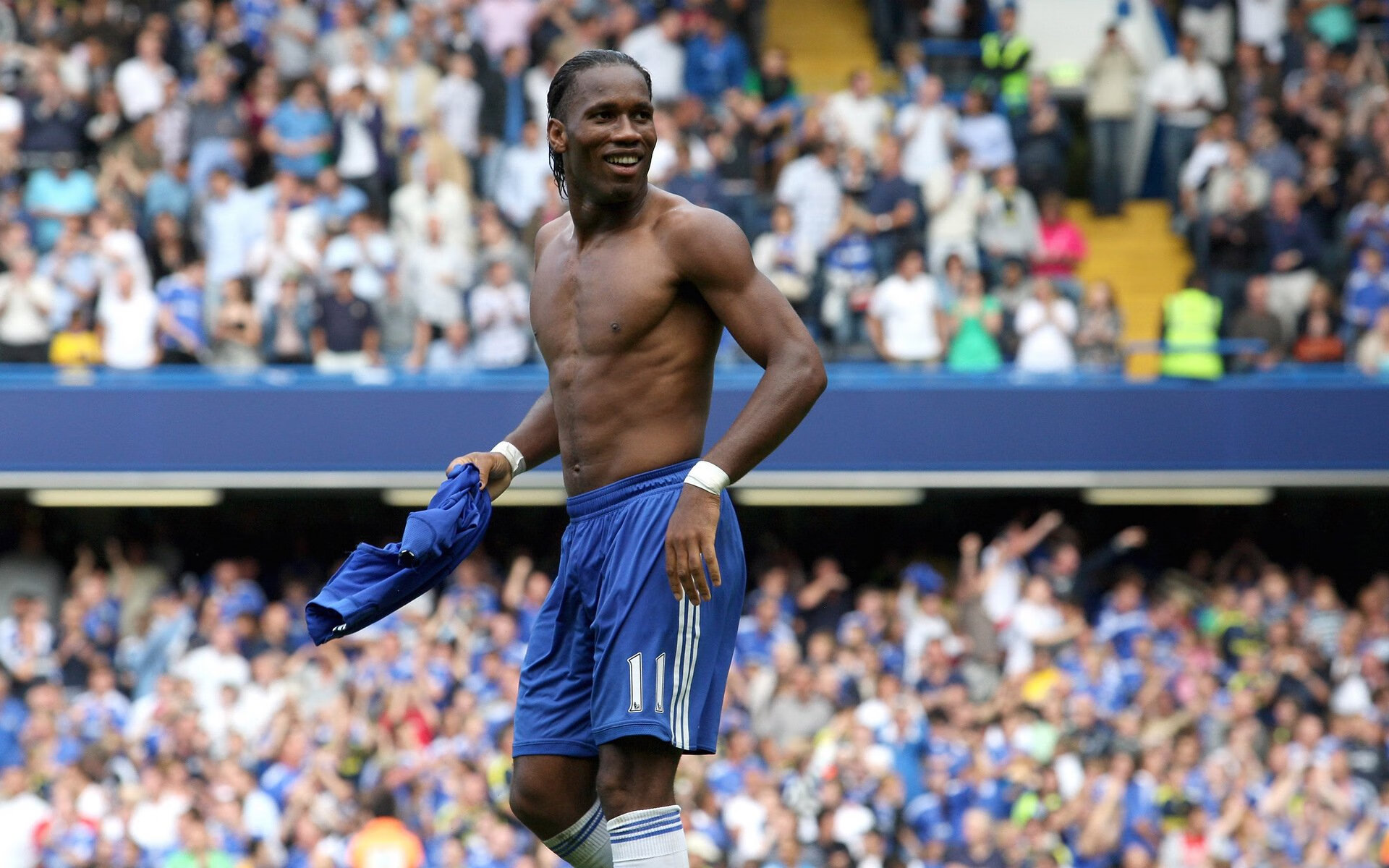 当桑巴灵韵肢解机械战车，加维风暴撕碎曼城的铁幕足球