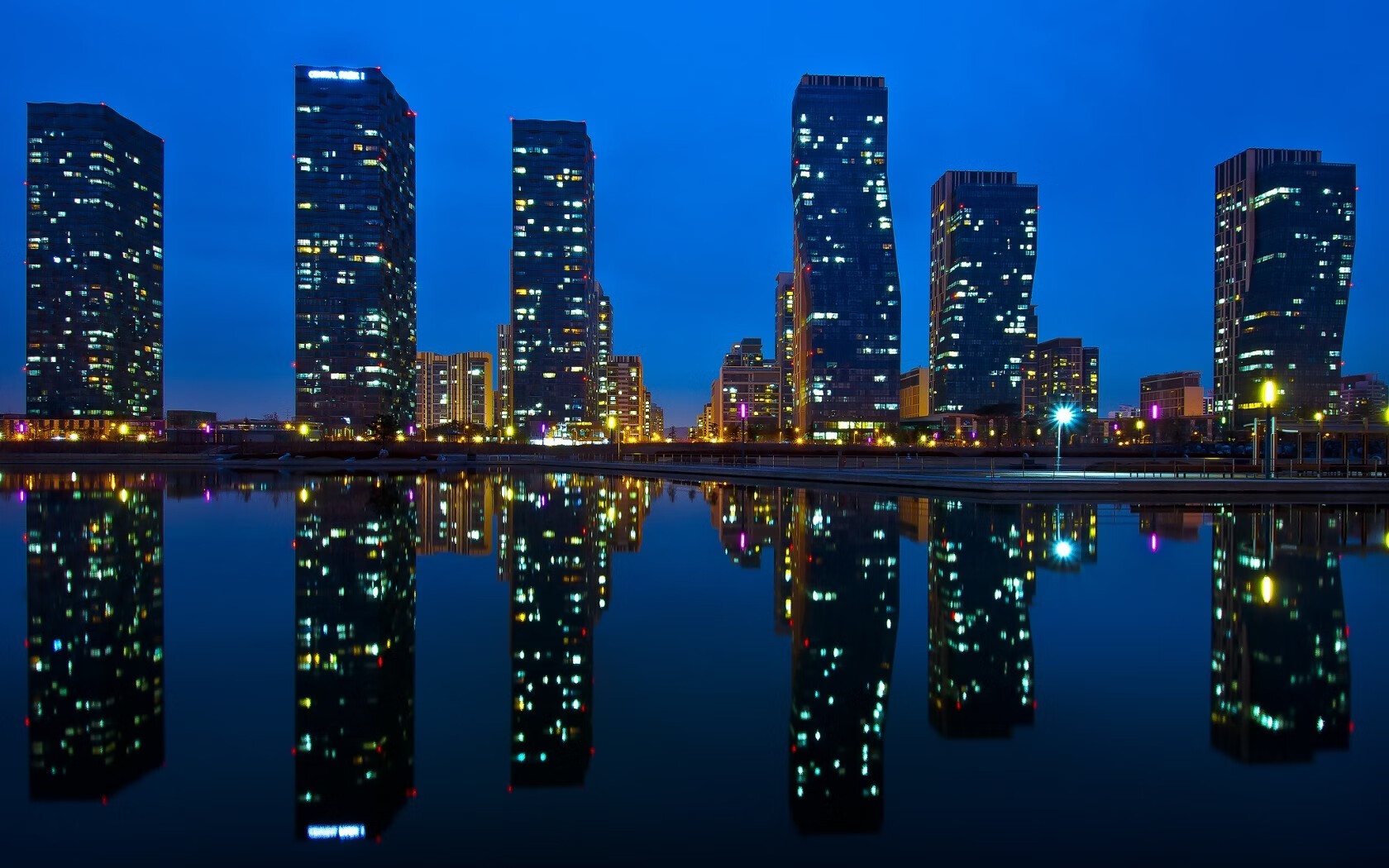 瑞典进攻风暴掀翻利物浦，久保建英导演逆转好戏