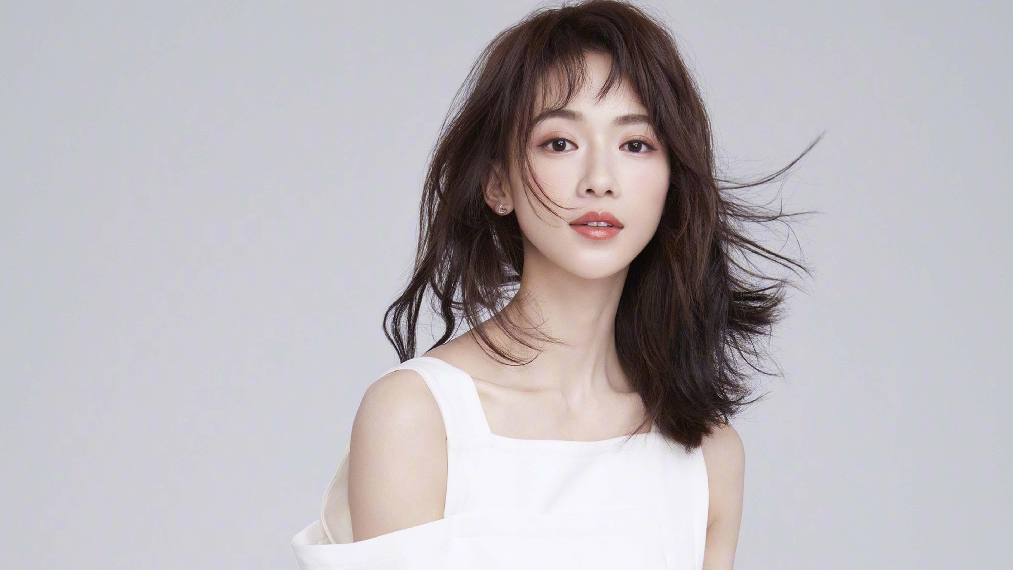 铁塔凌空交响曲，当鹈鹕飞越深圳湾，塔图姆在东方写下惊叹号