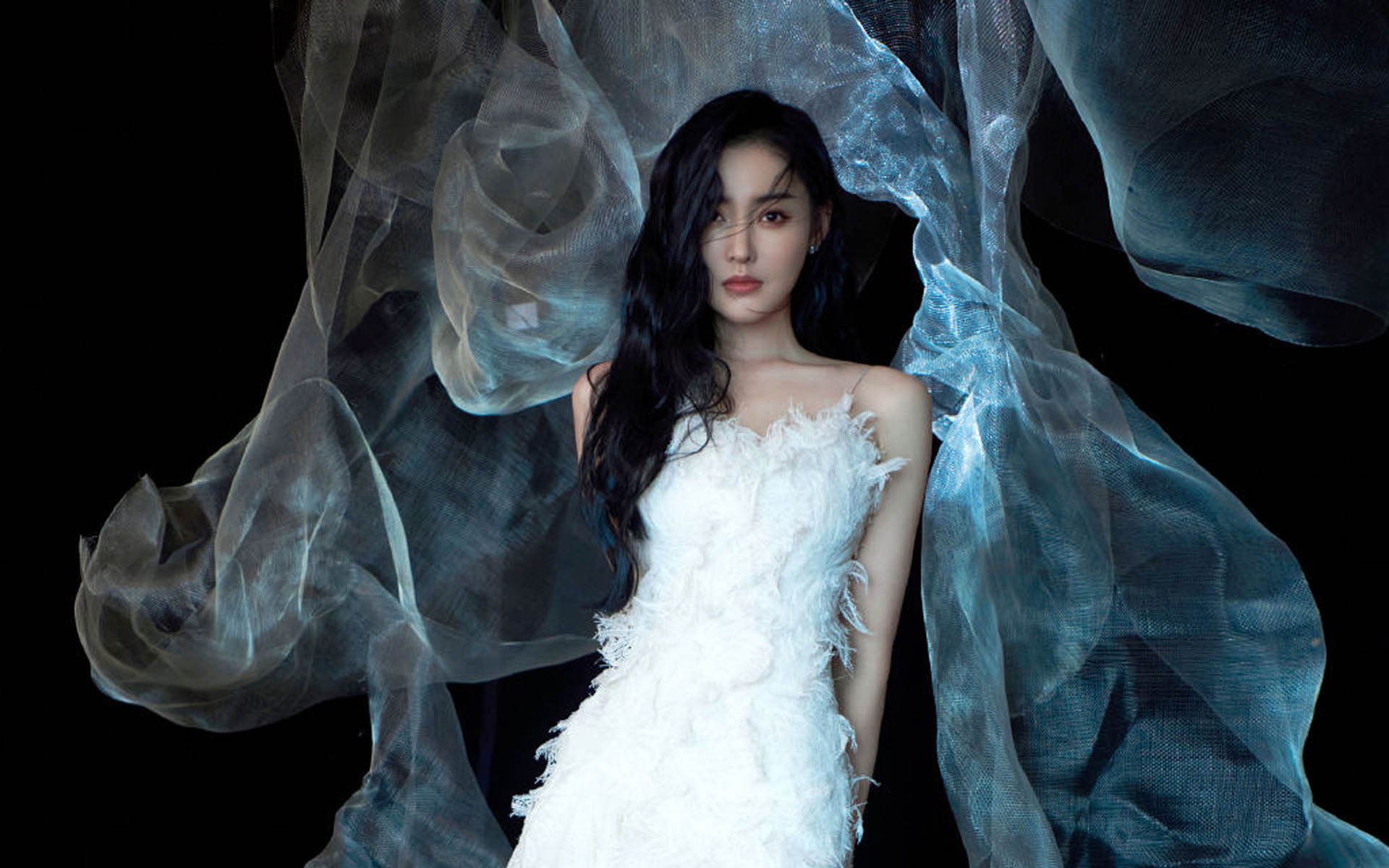 拜仁一波带走巴西，莱万对手完全无解