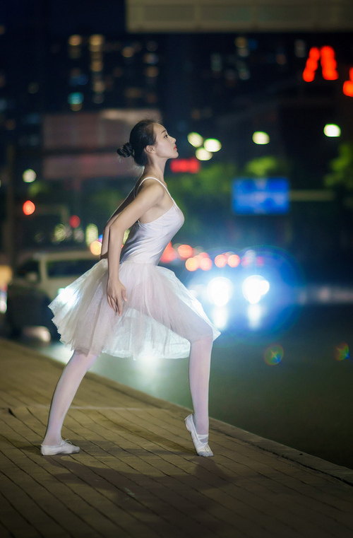 铁索横江，当霍勒迪的个人防守艺术让新疆队的进攻蓝图碎了一地