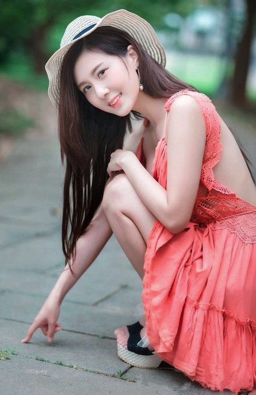 命运逆时针，2026世界杯D组，荷兰用最后一秒撕碎罗马尼亚的童话